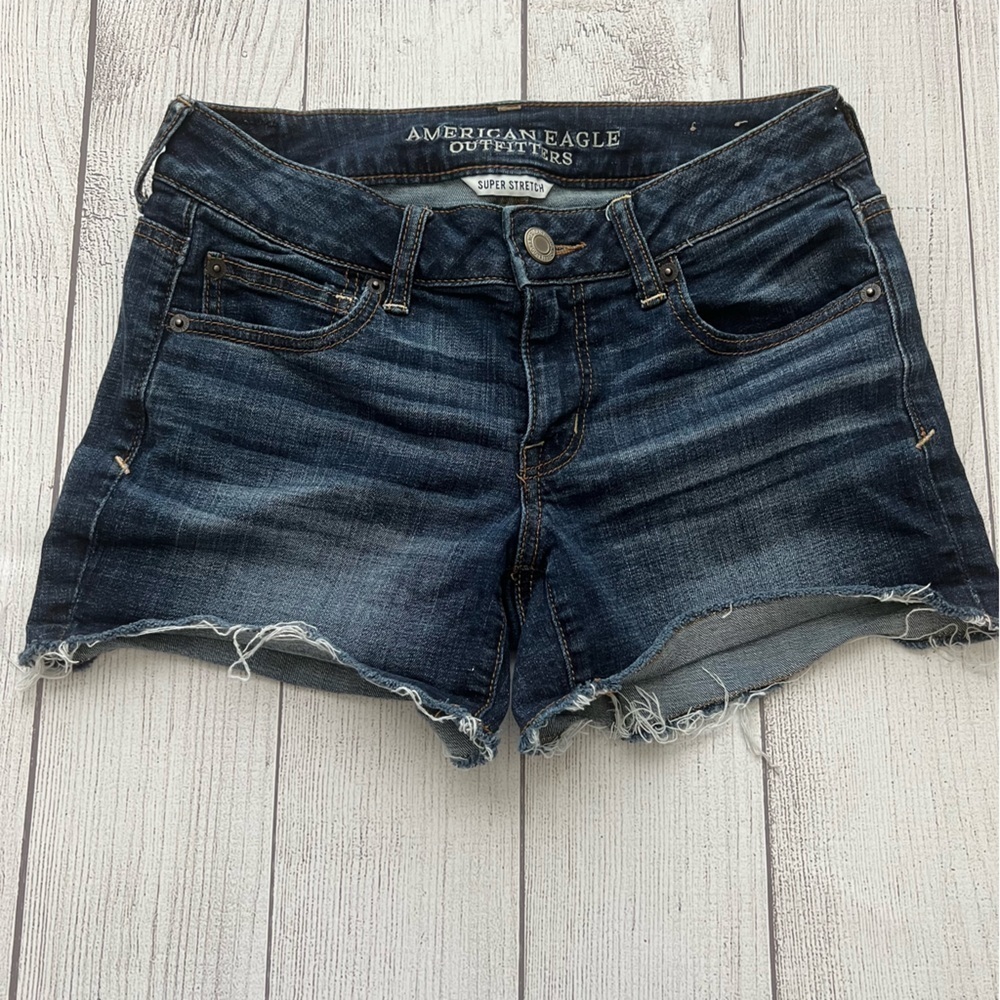 American Eagle Frayed Hem Super Stretch Shortie Shorts Size 4